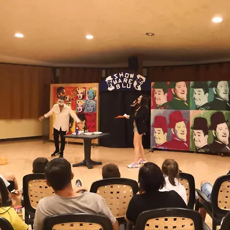 Villaggio Mare Blu 3* ヴィエステ